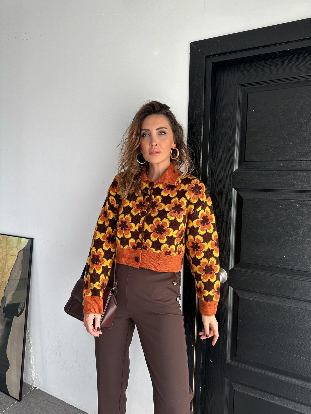 Turuncu Çiçekli Hırka