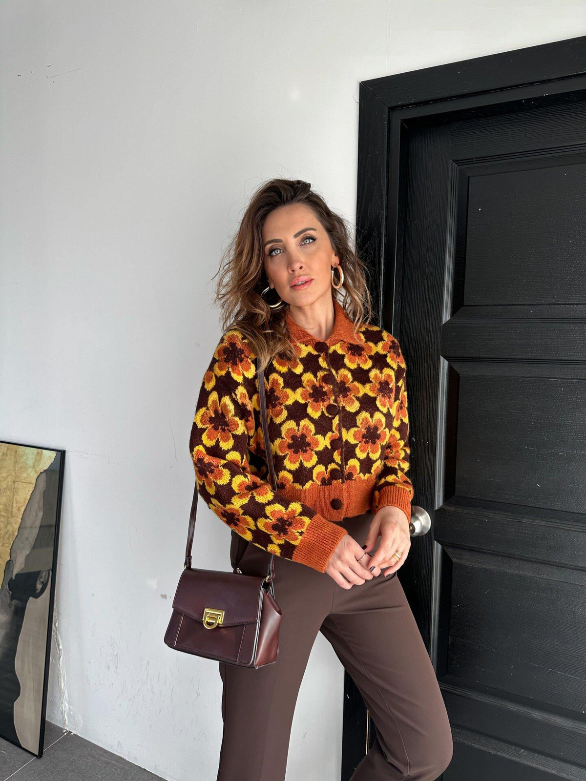 Turuncu Çiçekli Hırka