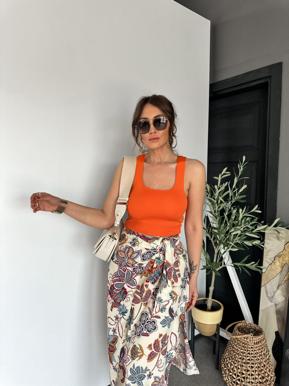 Turuncu Triko Halter Crop