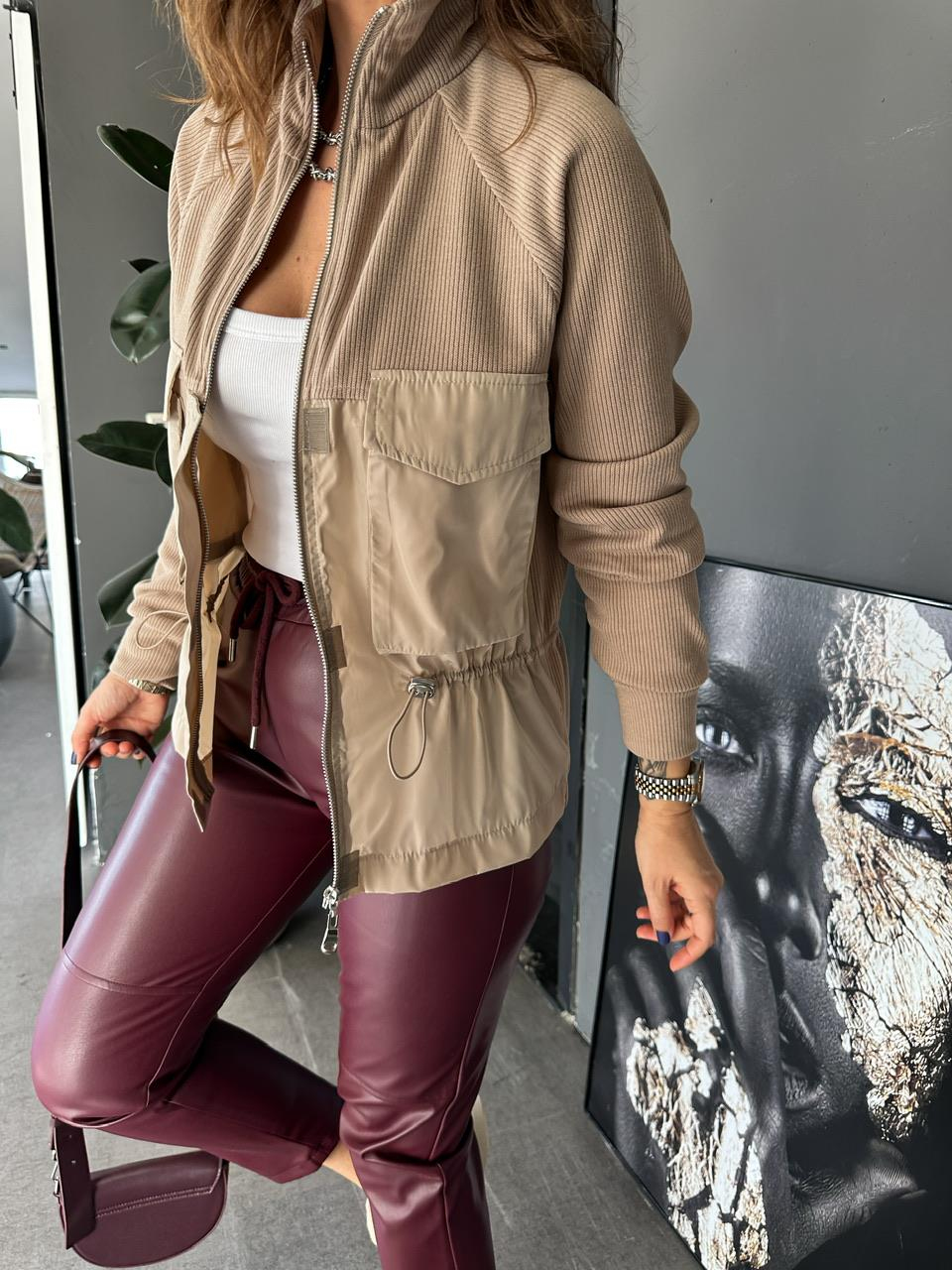 Vizon Paraşüt Detaylı Fermuarlı Sweatshirt