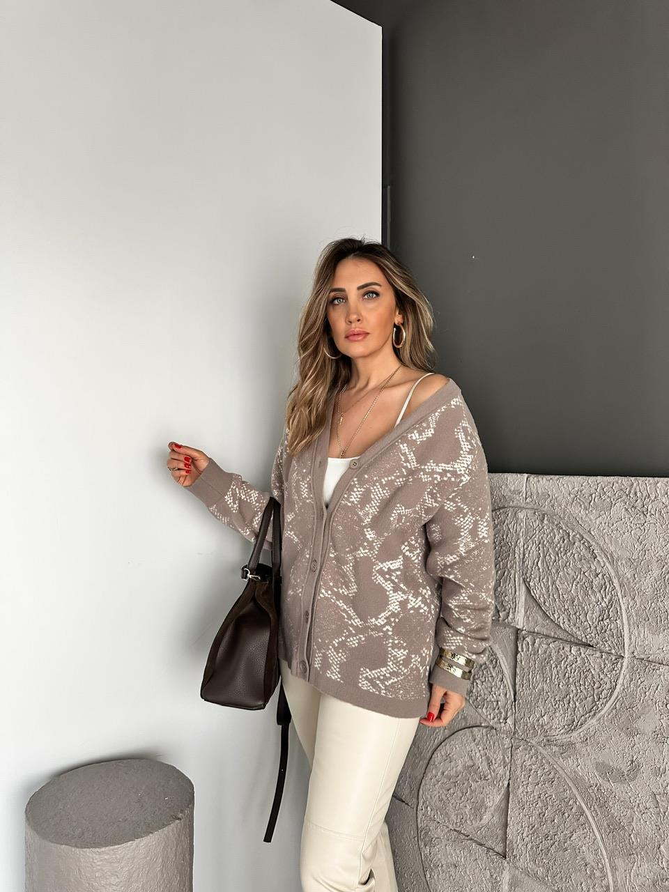 Vizon Yılan Desen Dokulu Hırka