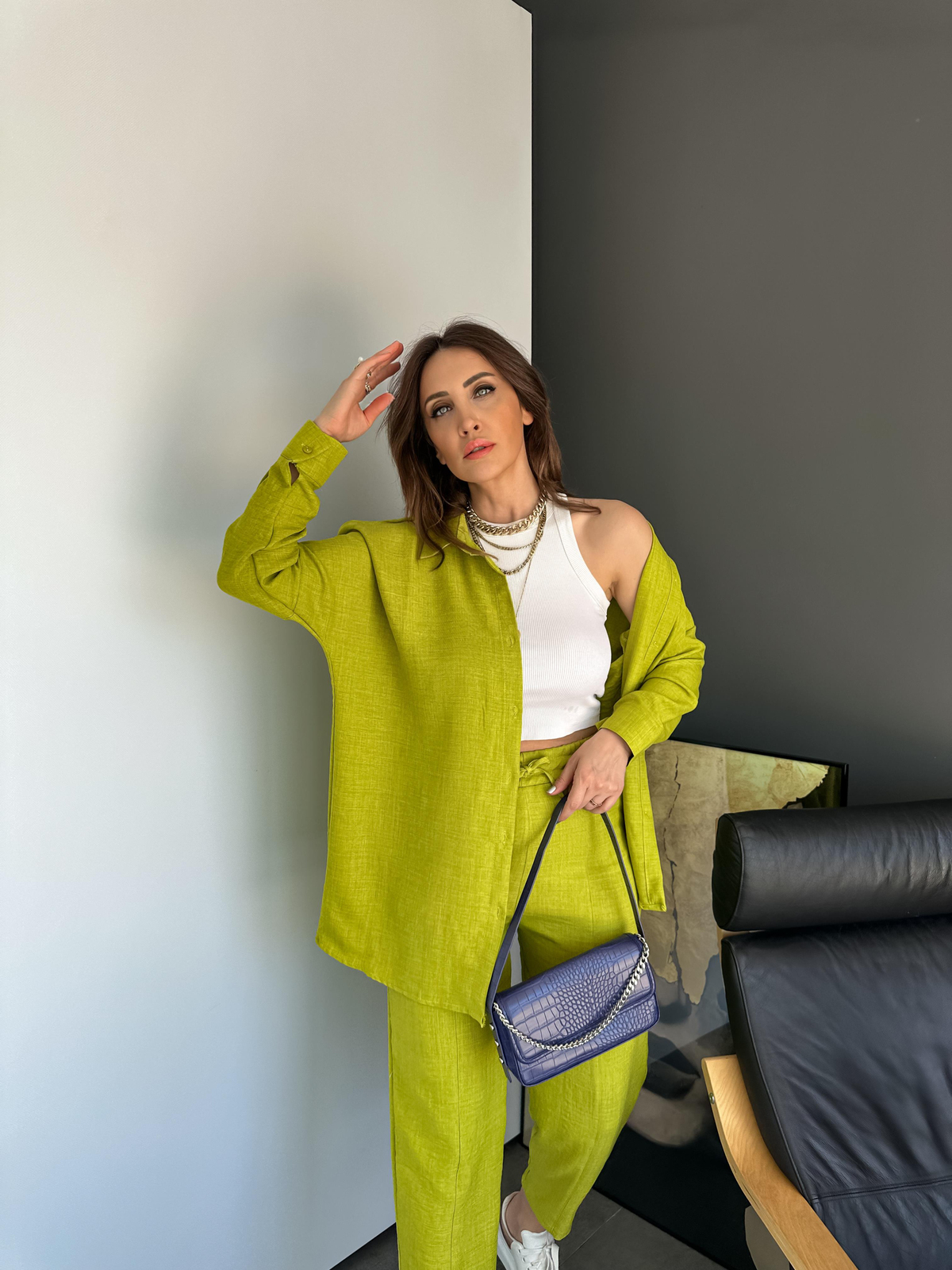 Yağ Yeşili Keten Gömlekli Basic Takım