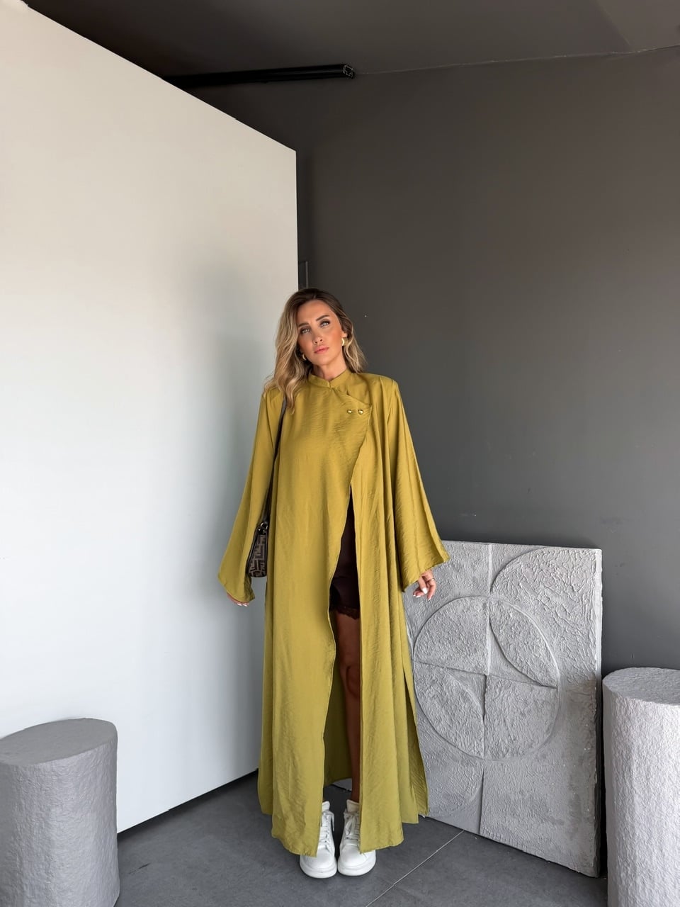 Yağ Yeşili Yırtmaçlı Uzun Kimono
