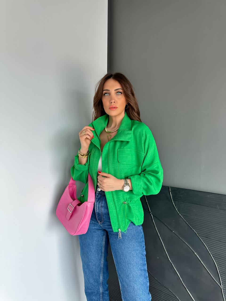 Yeşil Büzgülü Kapak Cepli Ceket