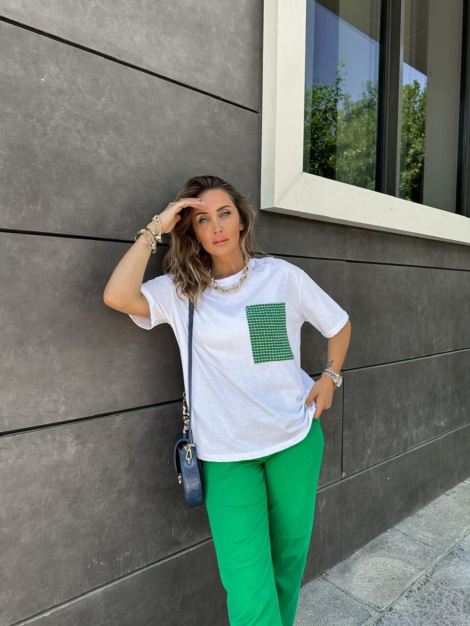 Yeşil Cep Detaylı Salaş Tshirt