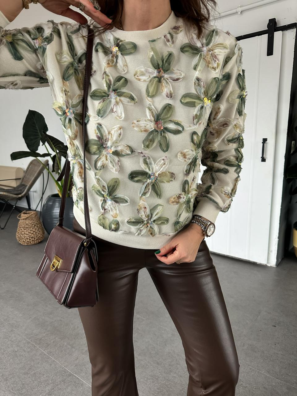 Yeşil Çiçek Ve Pul İşlemeli Sweatshirt