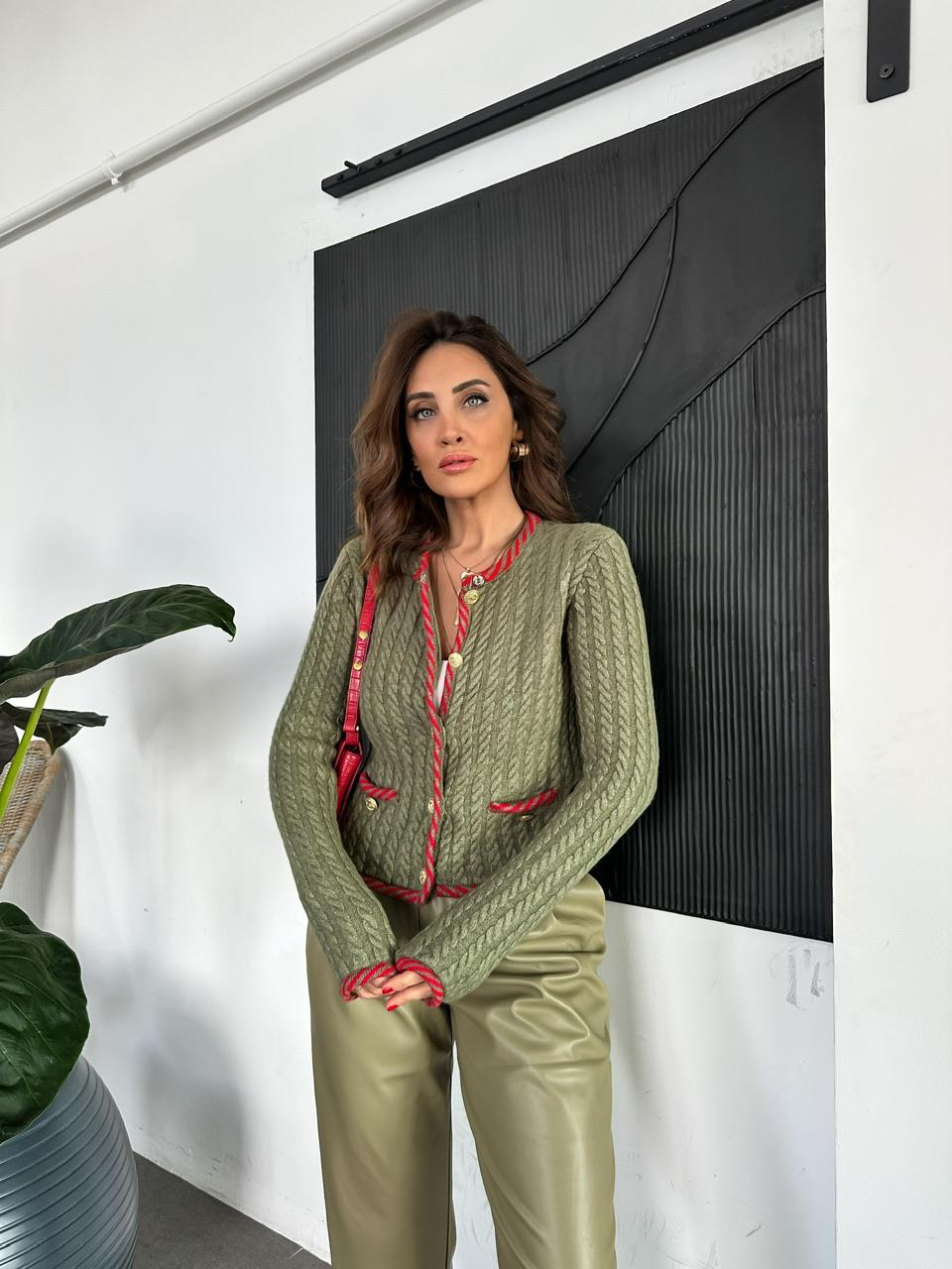 Yeşil Kırmızı Şeritli Saç Örgülü Hırka