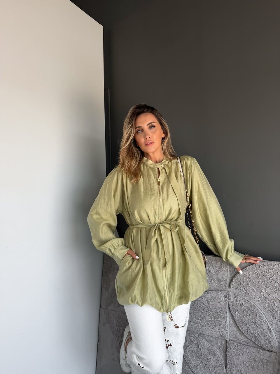 Yeşil Kuşaklı Fermuarlı Balon Ceket