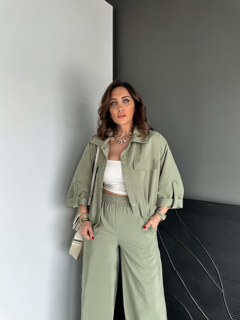 Yeşil Manşet Kollu Çıtçıtlı Takım