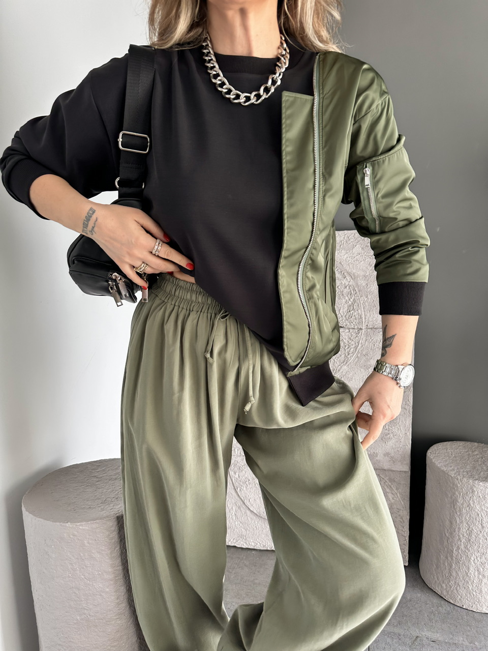 Yeşil Paraşüt Parçalı Fermuarlı Sweatshirt