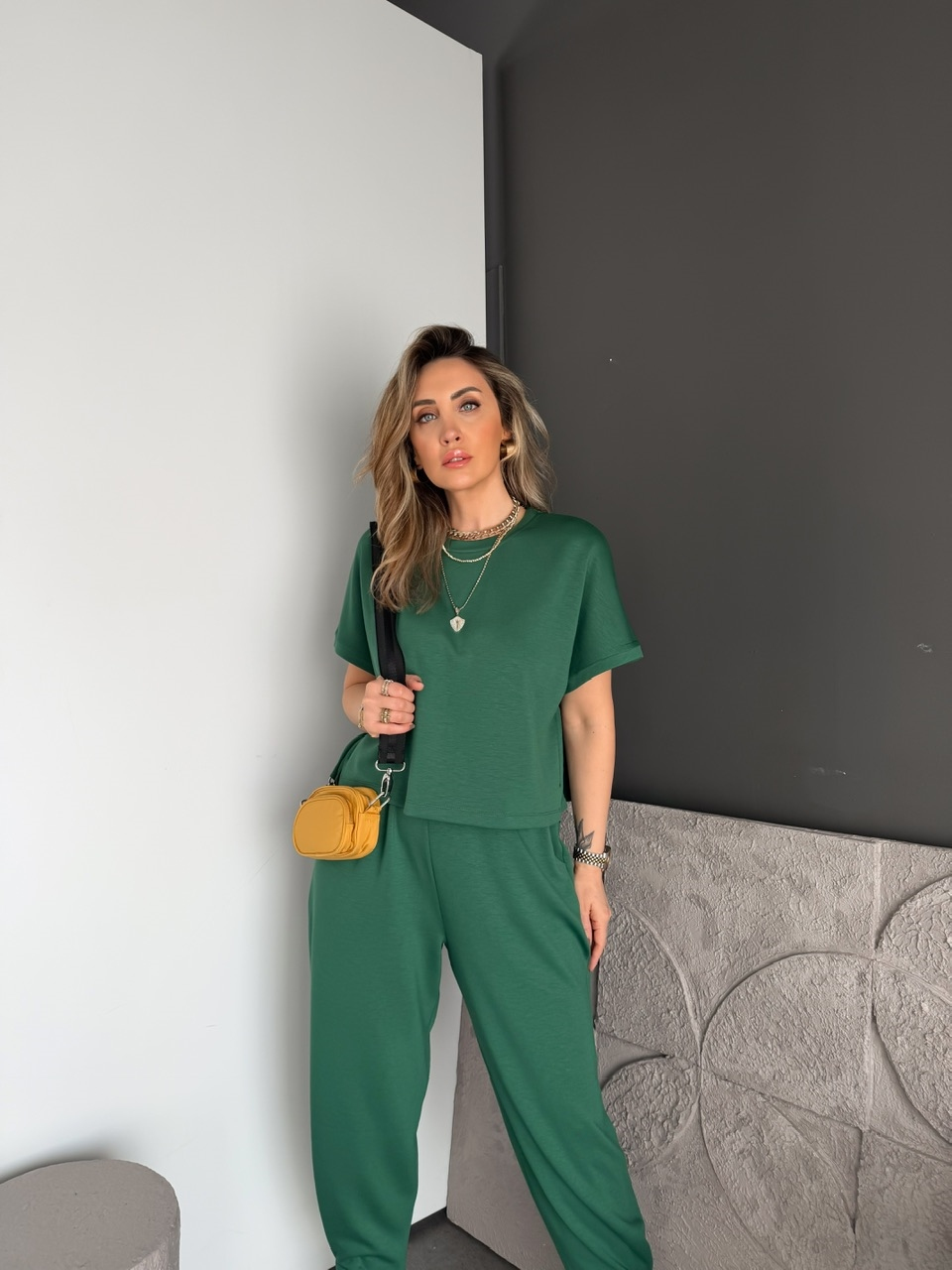 Yeşil T Kol Likralı Modal Takım