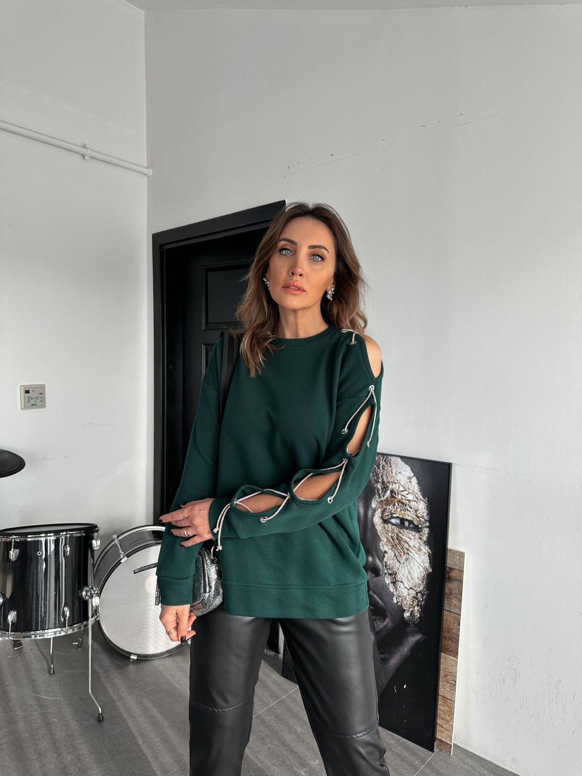 Yeşil Tek Kolu Taş İşlemeli Sweatshirt