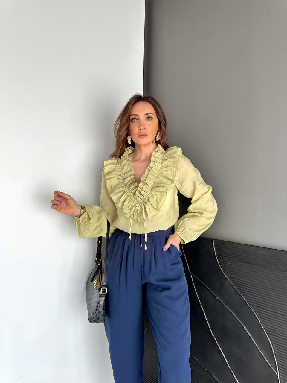Yeşil Yakası Fırfırlı İpli Bluz