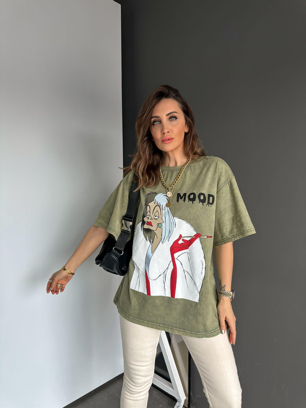 Yeşil Yıkamalı Cadı Kız Tshirt