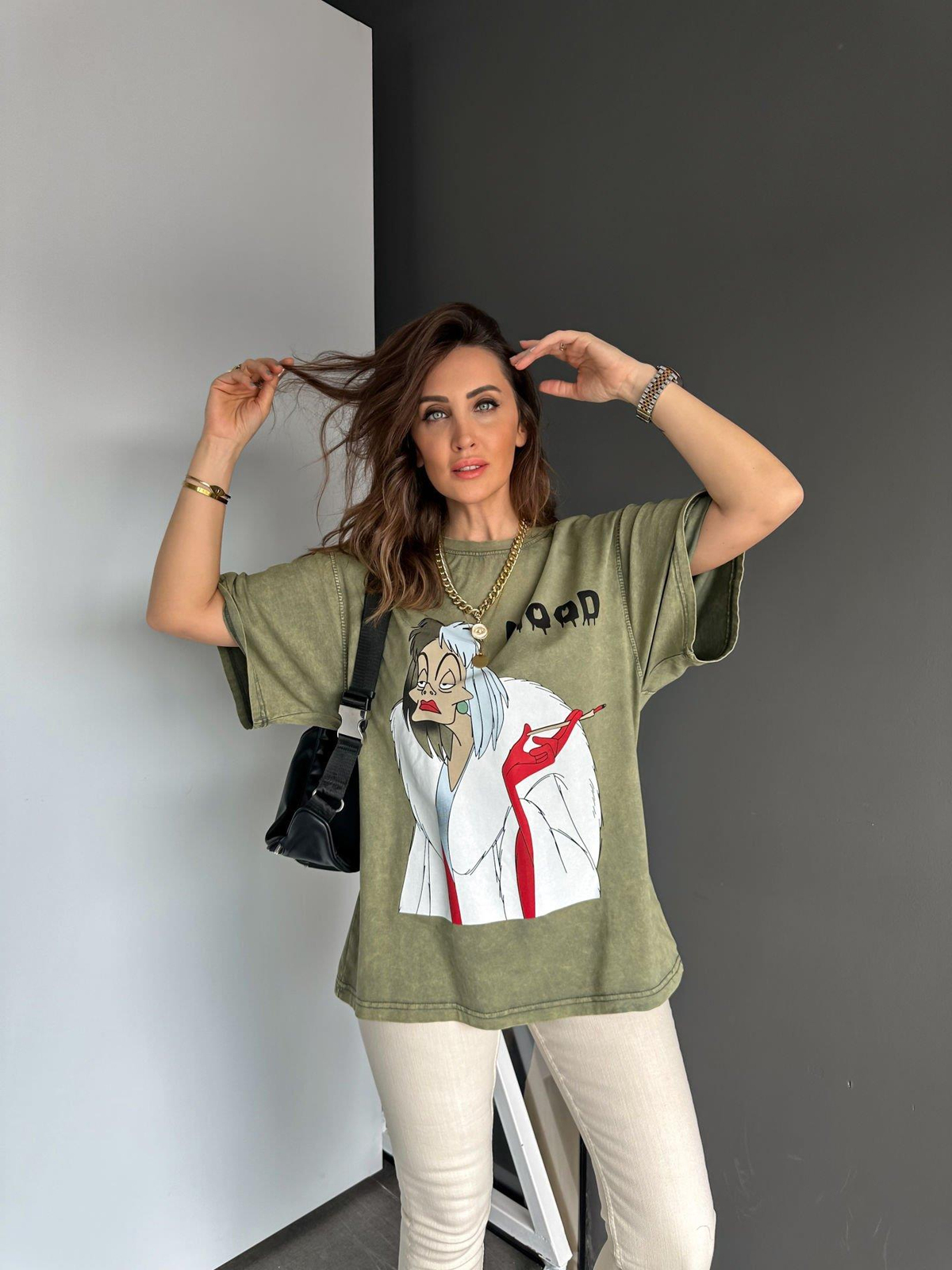 Yeşil Yıkamalı Cadı Kız Tshirt