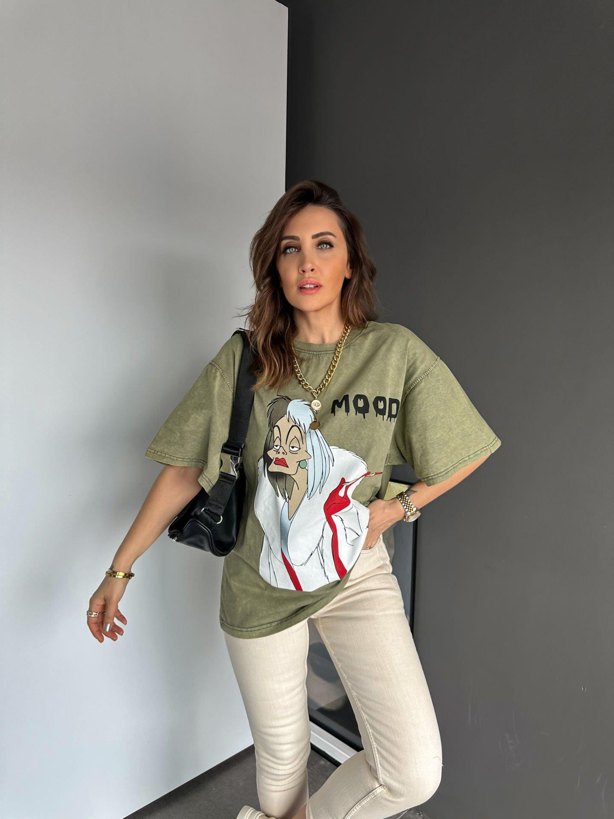 Yeşil Yıkamalı Cadı Kız Tshirt