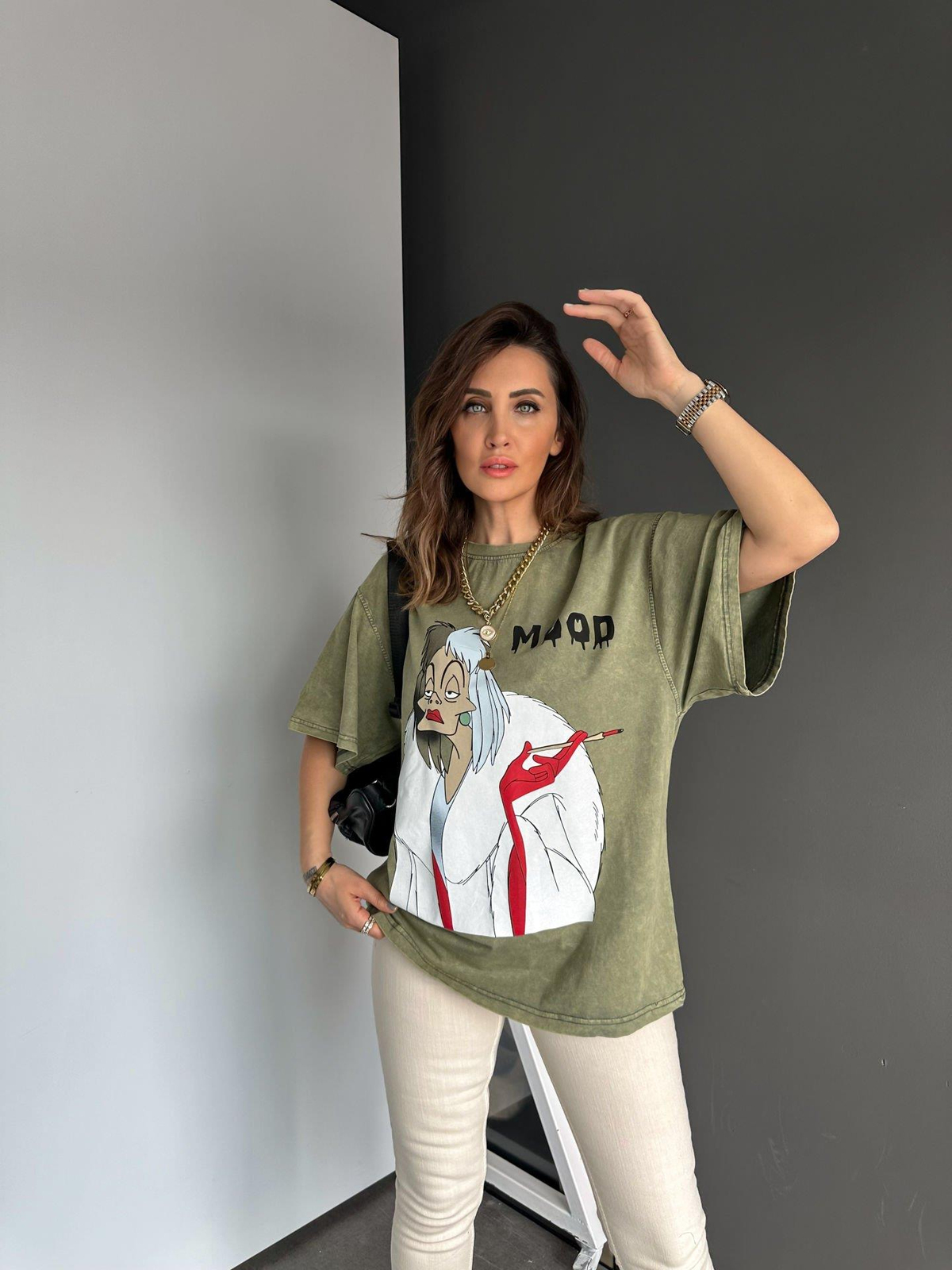 Yeşil Yıkamalı Cadı Kız Tshirt