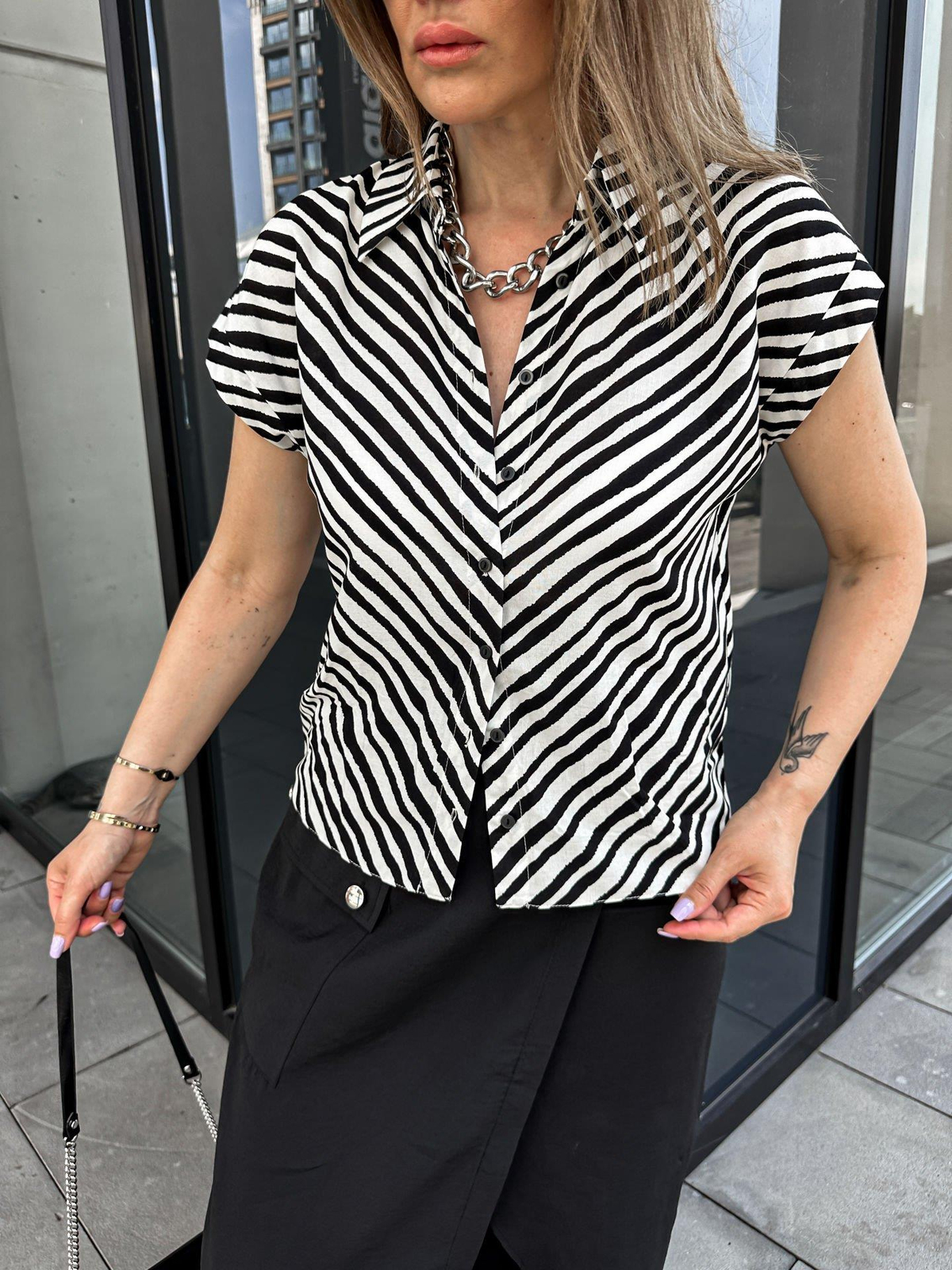 Zebra Düşük Omuzlu Gömlek