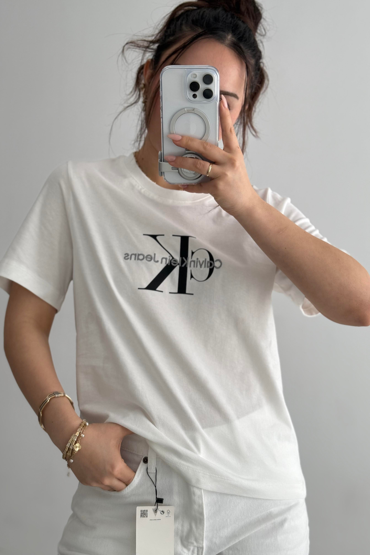 CK Nakış İşlemeli Beyaz T-shirt