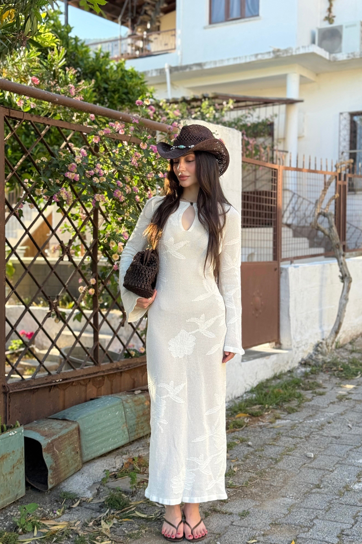 Flora Çiçek Desenli Pencereli Ekru Elbise