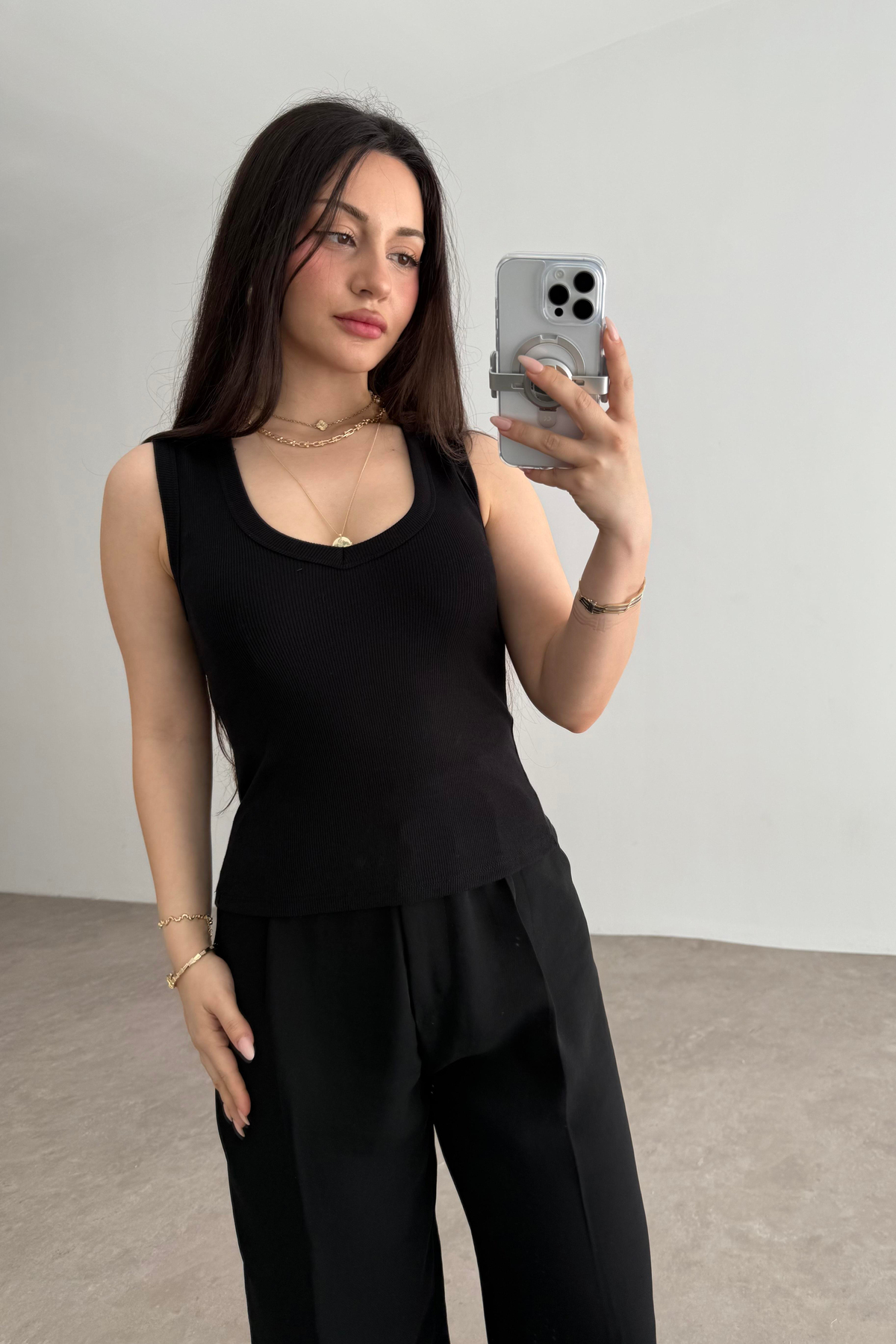 ZR V Yakalı Bluz Siyah