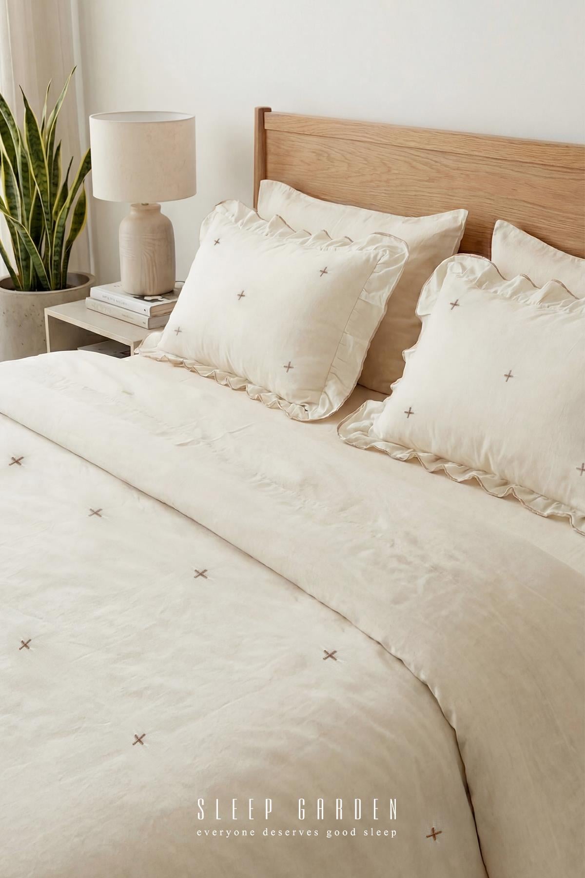 Sleep Garden Esen Nevresim Takımı %100 Pamuk Artı Desenli KremSleep Garden Esen Nevresim Takımı %100 Pamuk Artı Desenli KremSleep Garden