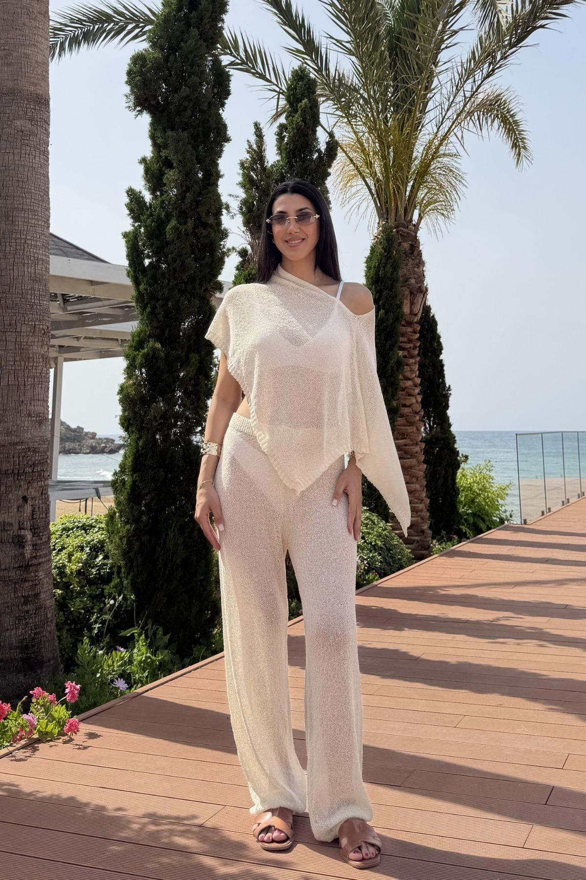 ASİMETRİK KESİM BÜRÜMCÜK PLAJ TAKIM 