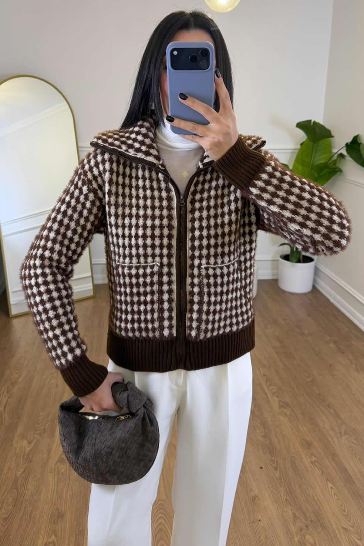KAZ AYAGI DESENLİ FERMUARLI HIRKA - KAHVE