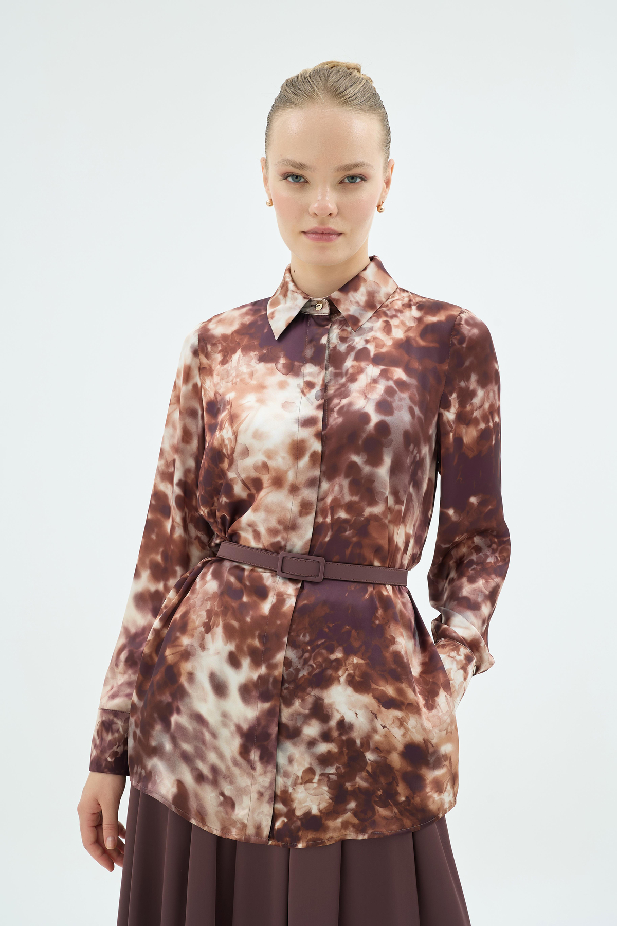 21002 GİGİ DESENLİ GÖMLEK Kahve