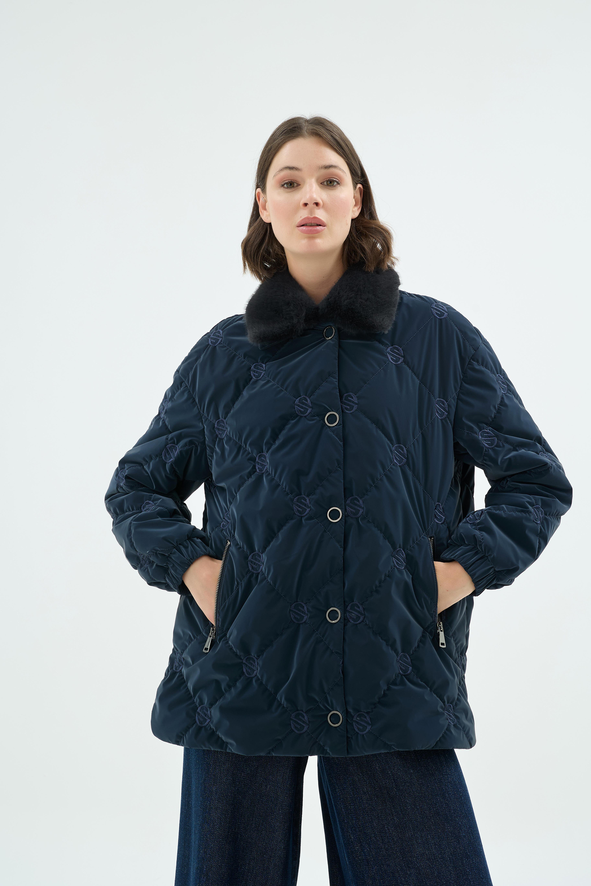 64003 HELSA KISA LOGOLU MONT Lacivert