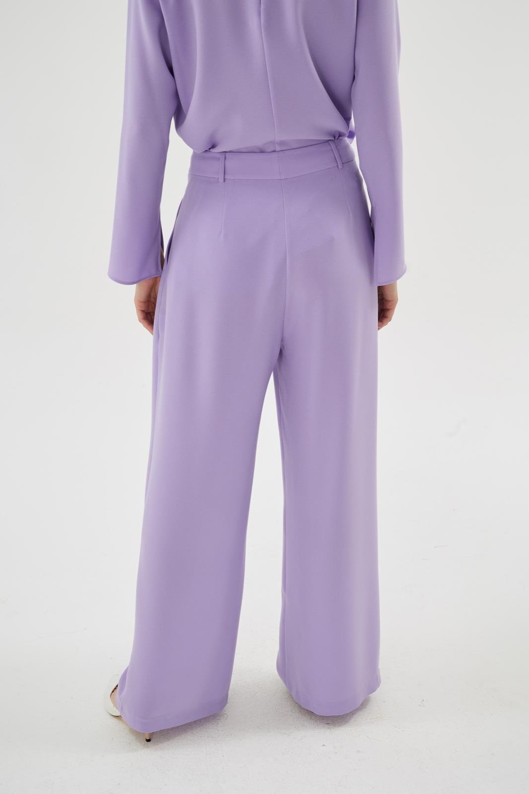 QUARTZ PANTOLON Lila