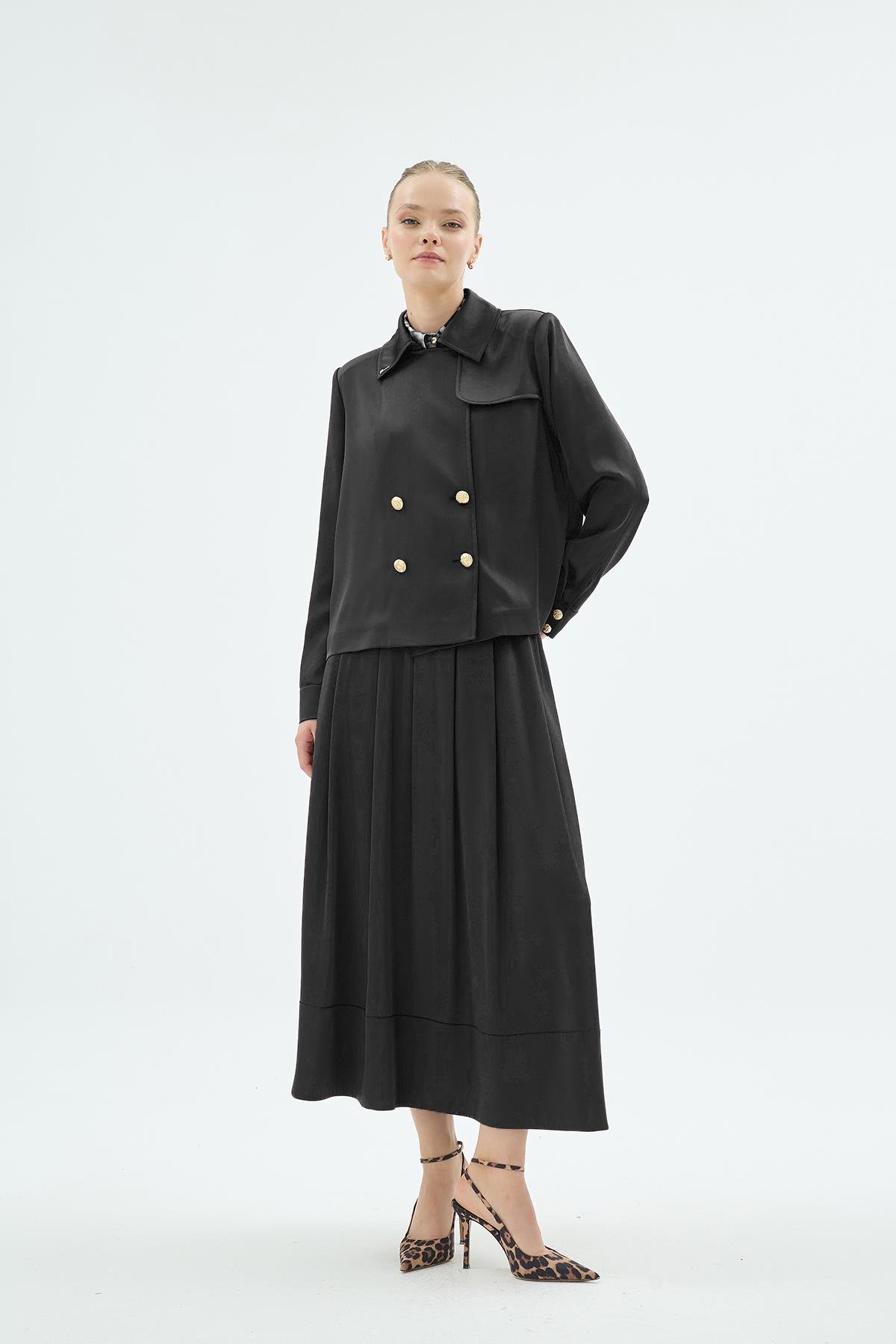 Gigi Düğme Detaylı Kurvaze Ceket Siyah