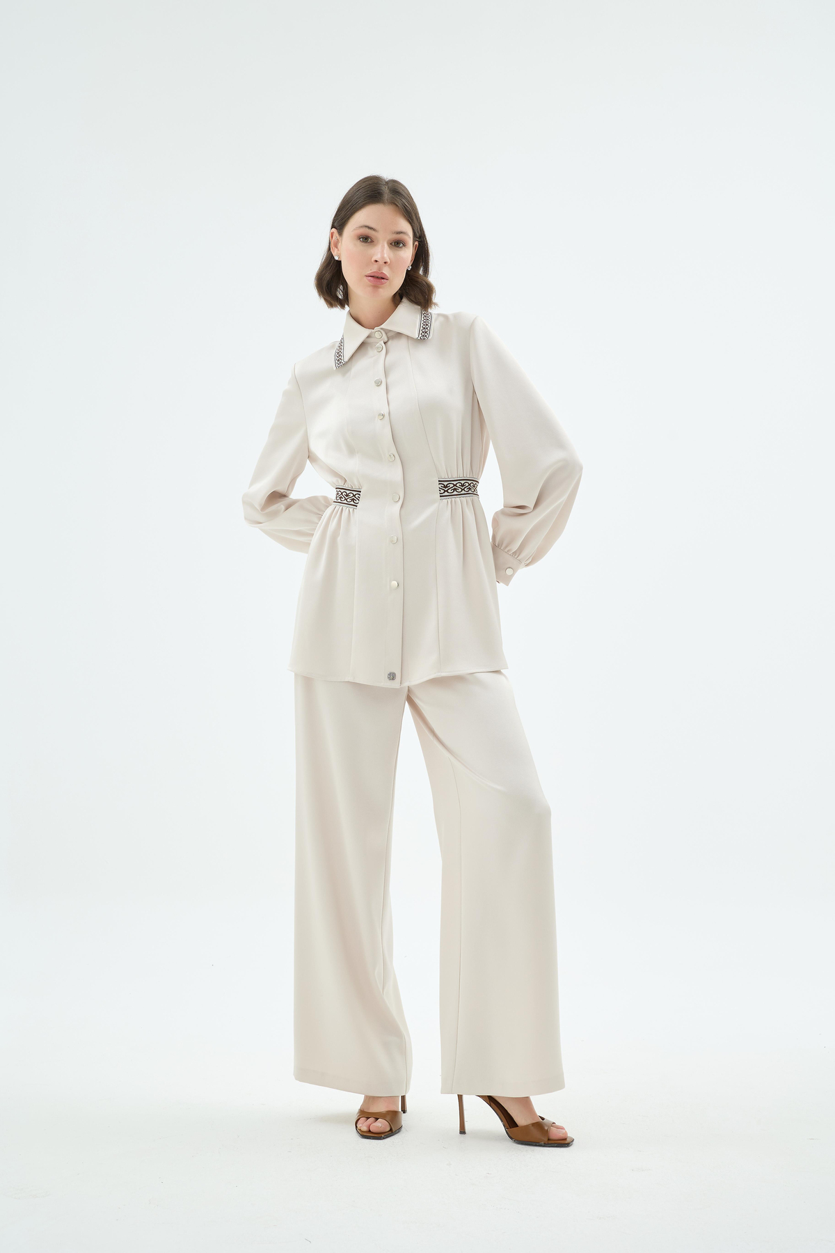 Liza Ribana Detaylı Yakalıli Tunik ve Bol Paça Pantolon 2'li Takım Taş