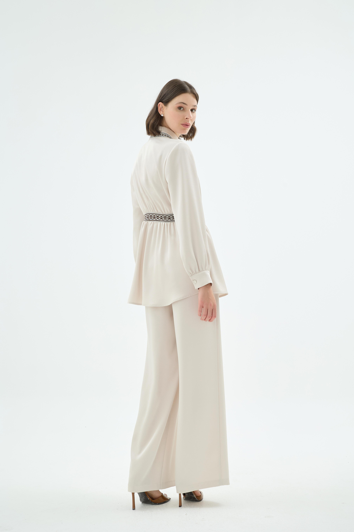 Liza Ribana Detaylı Yakalıli Tunik ve Bol Paça Pantolon 2'li Takım Taş