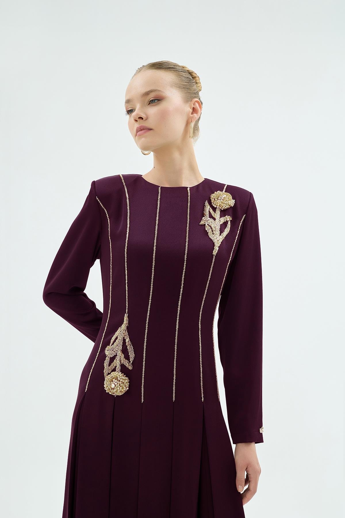 Mia Gül Motifli Taş İşleme Elbise Vişne