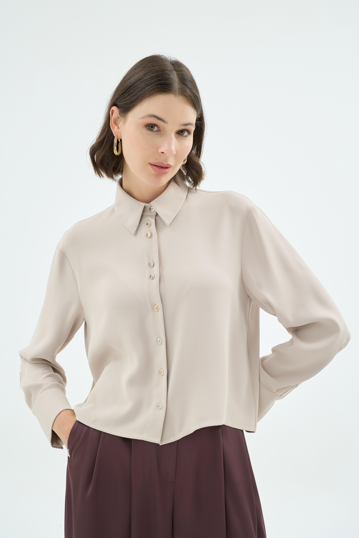 Niki Düğme Detaylı Gömlek Taş