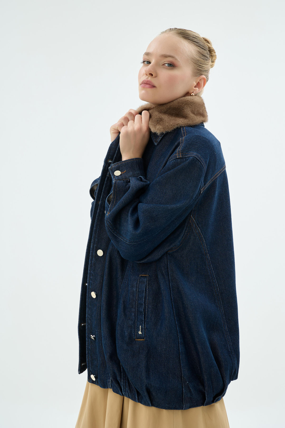 Soul Yakasi Fonksiyonel Kürklü Denim Ceket Koyu Mavi