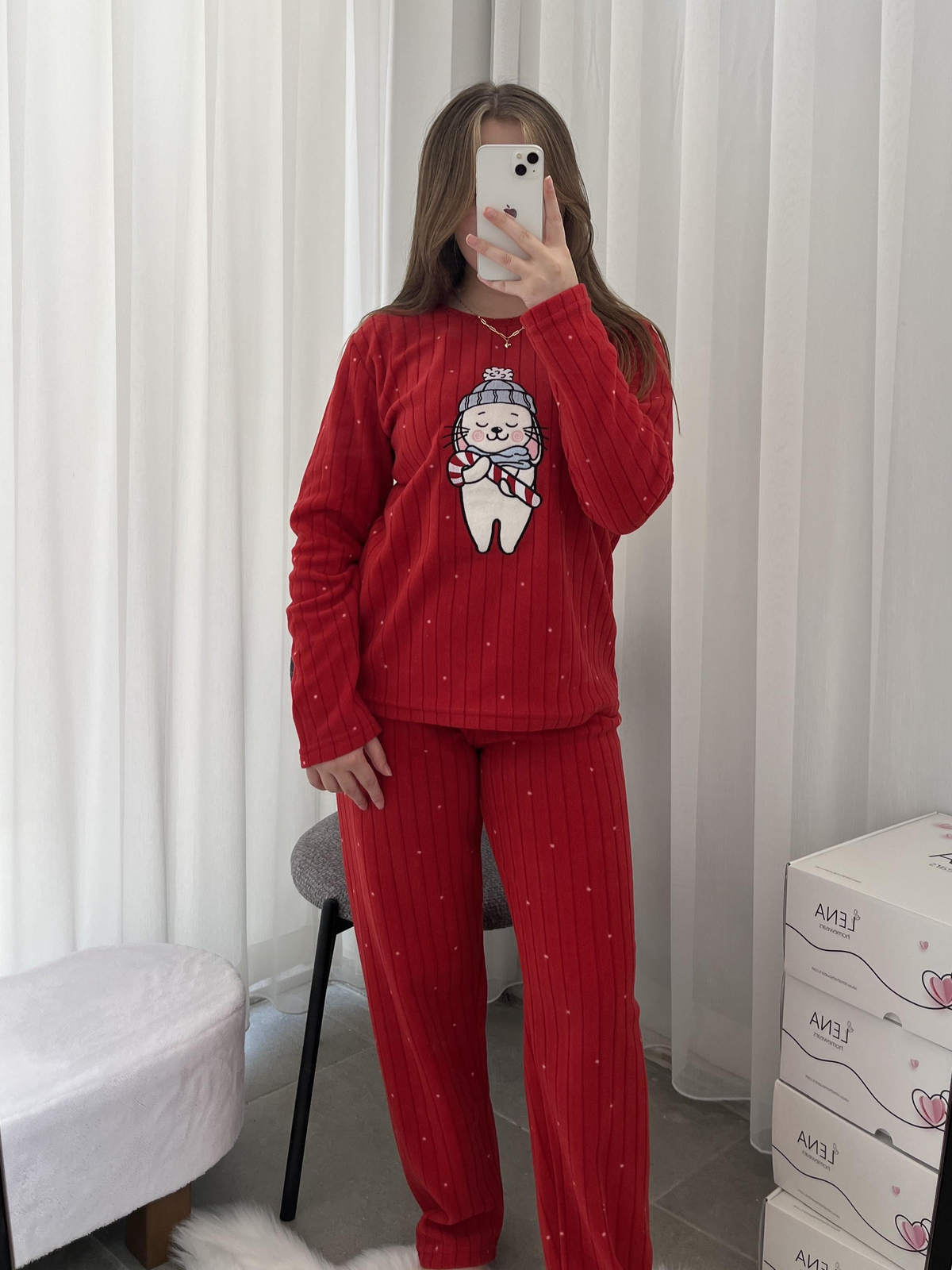 Benek Desenli Kırmızı Polar Pijama Takımı