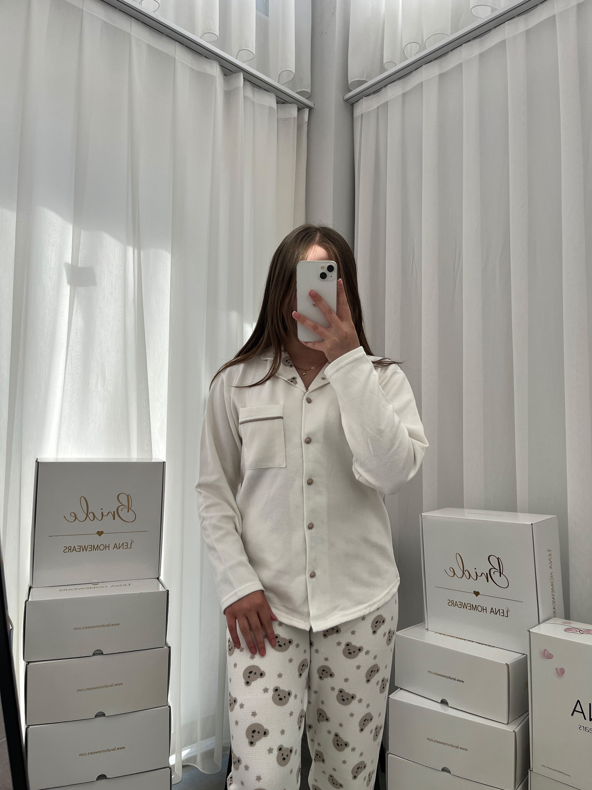 Ekru Ayıcık Desenli Düğmeli Waffle Pijama Takımı
