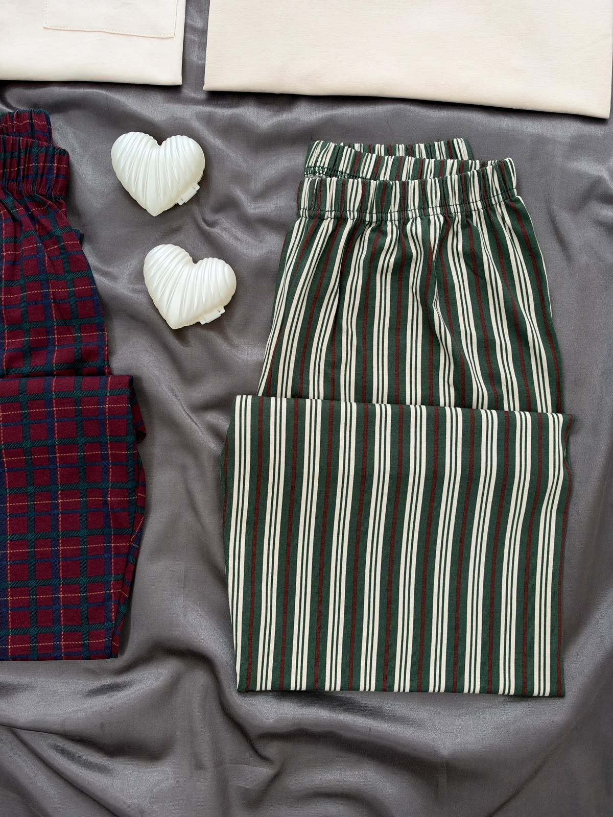 Ekru Ördek & Çizgi ve Ekose Desenli Sevgili Çift Uzun Kollu Pijama Takımı (2'Lİ SET)