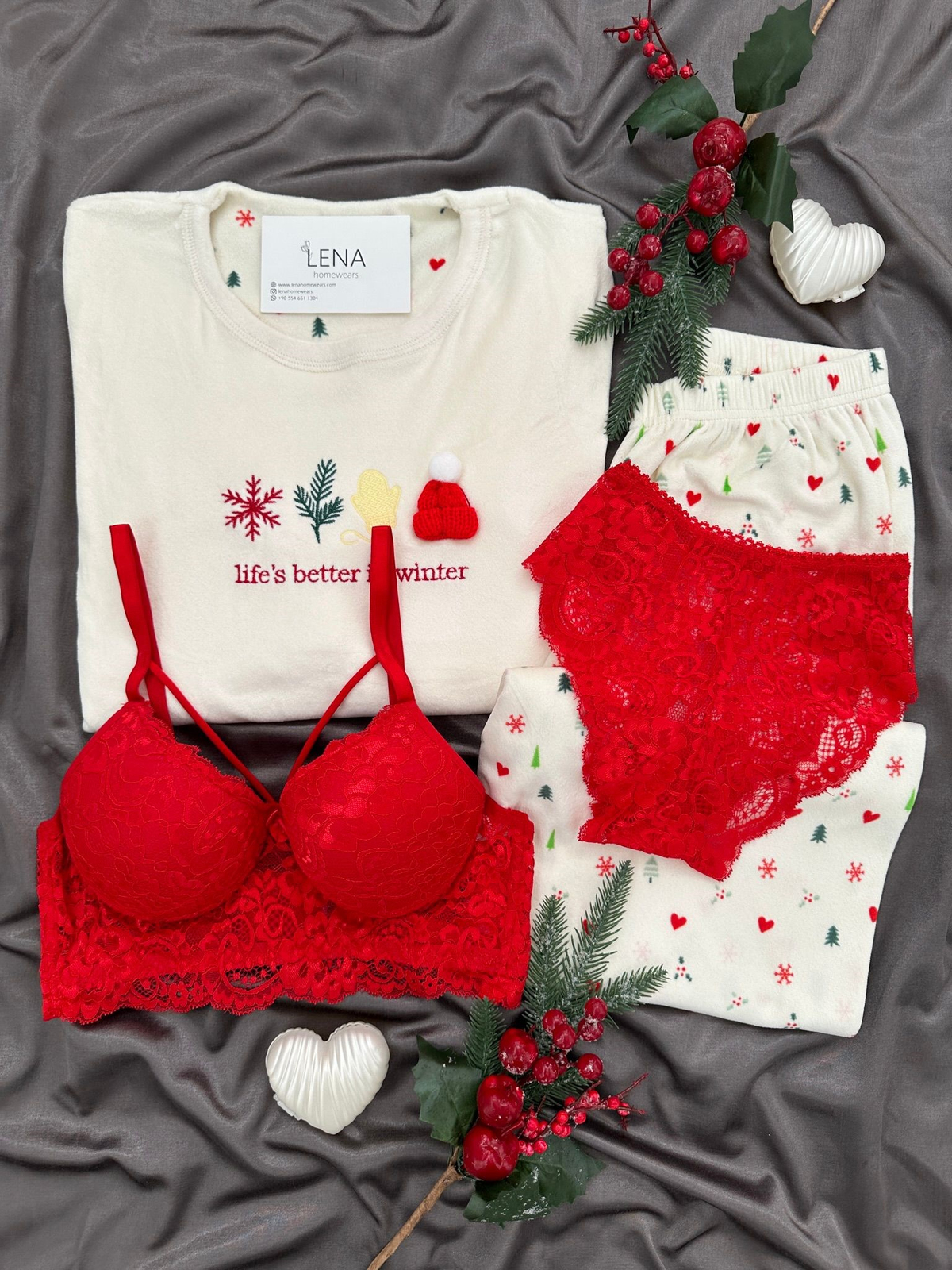 Ekru Yılbaşı Desenli 4'lü Fransız Kadife Pijama Takımı