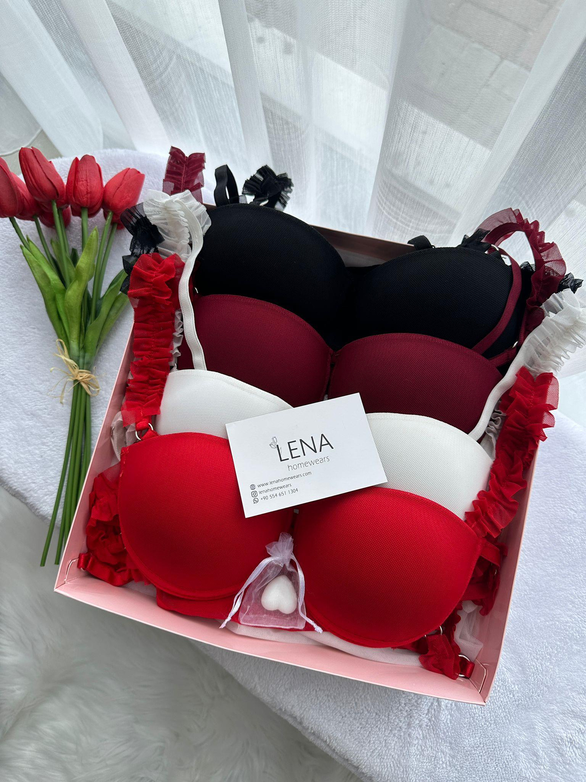 Fırfırlı Dört Renk Destekli Sütyen Takımı