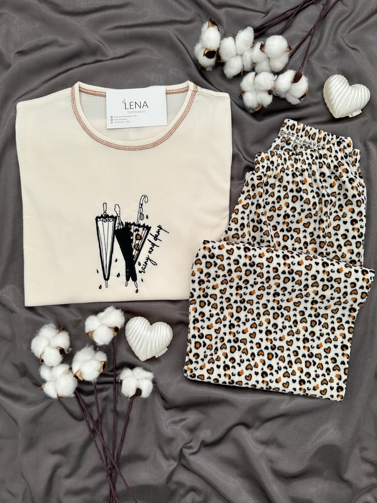Kadın Leopar Desenli Waffle Pijama Takımı