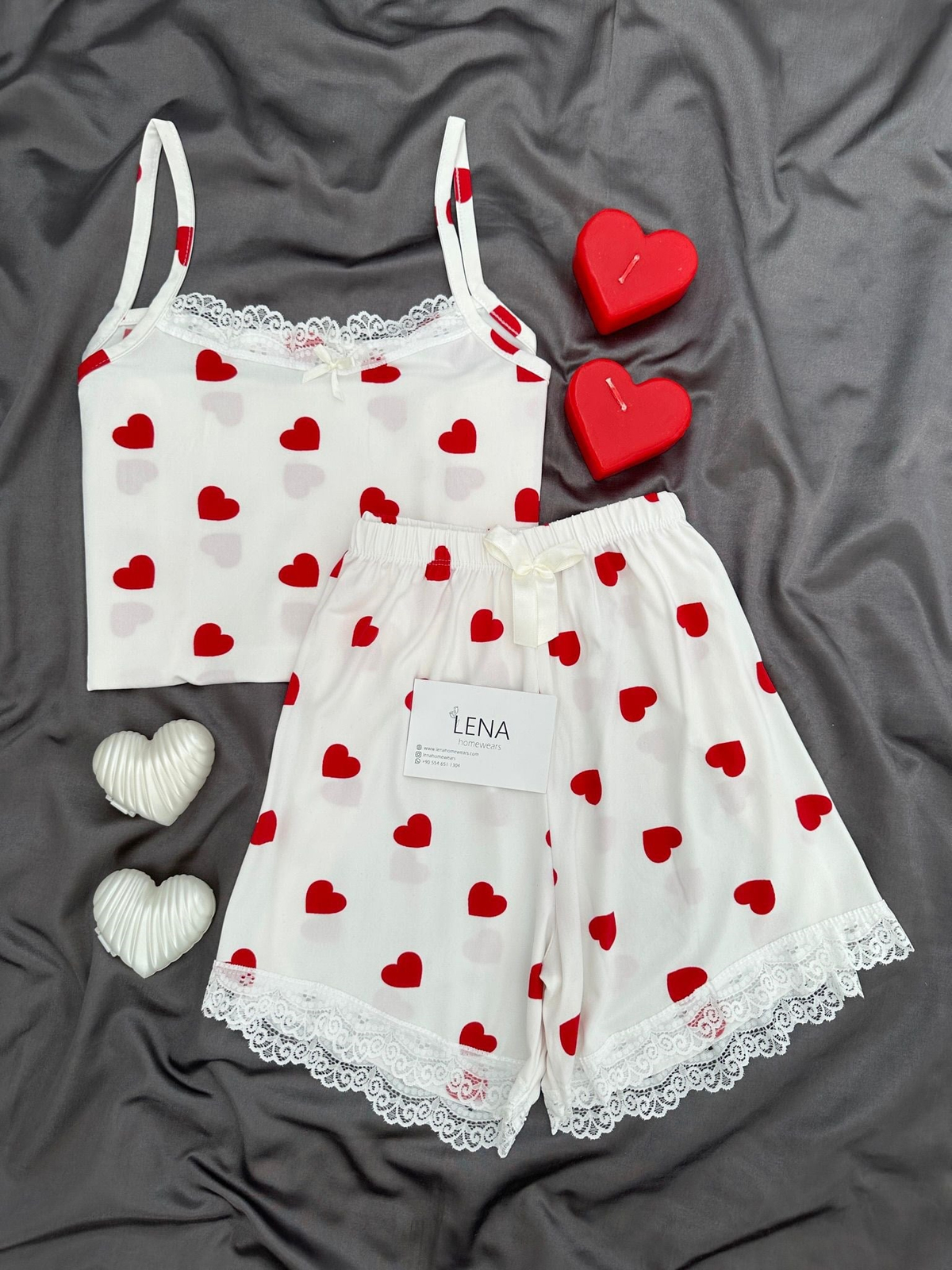 Kalp Döngüsü Şortlu Pijama Takımı