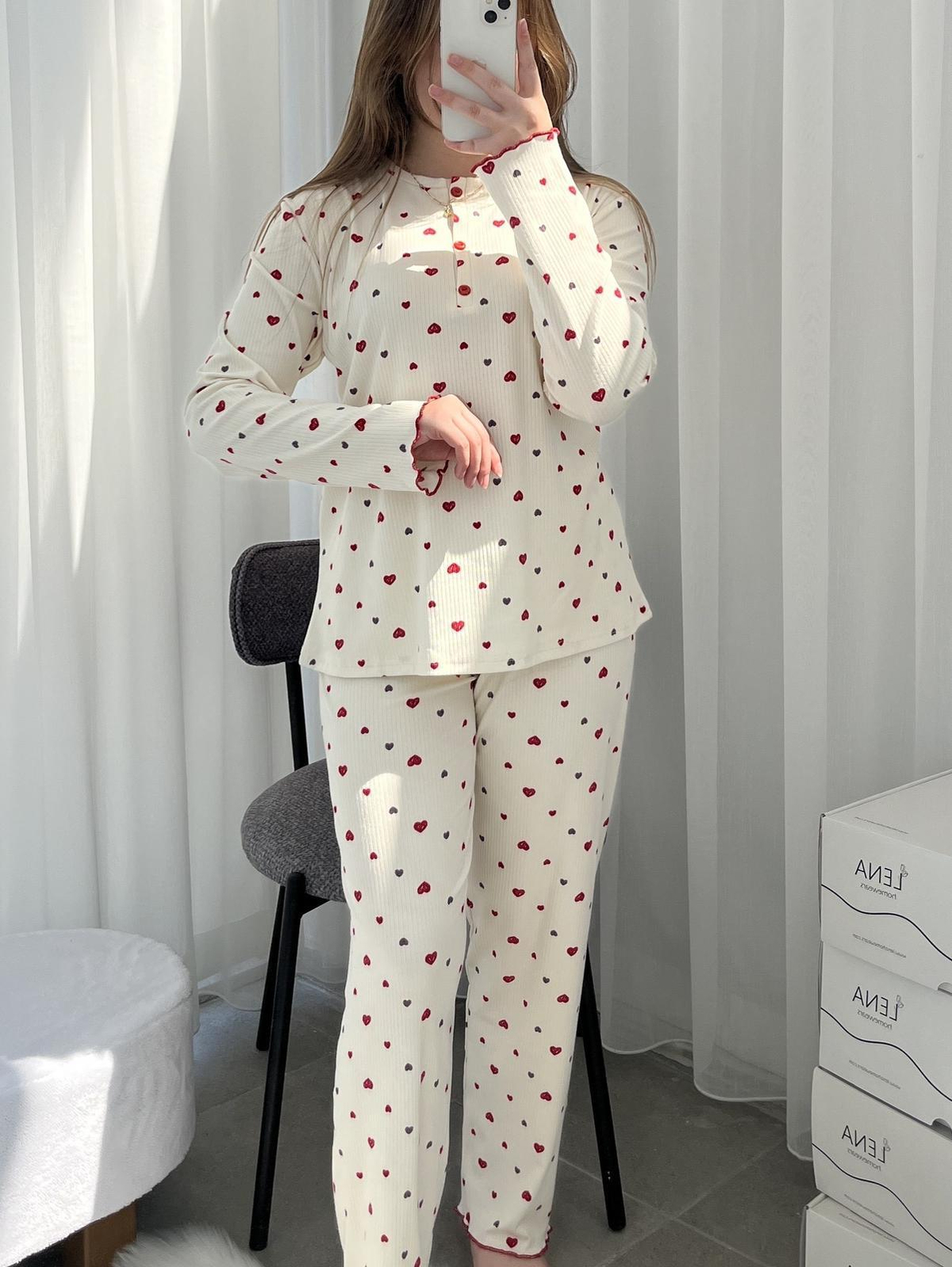 Merci Kalp ve Çiçek Desenli Dörtlü Pijama Seti