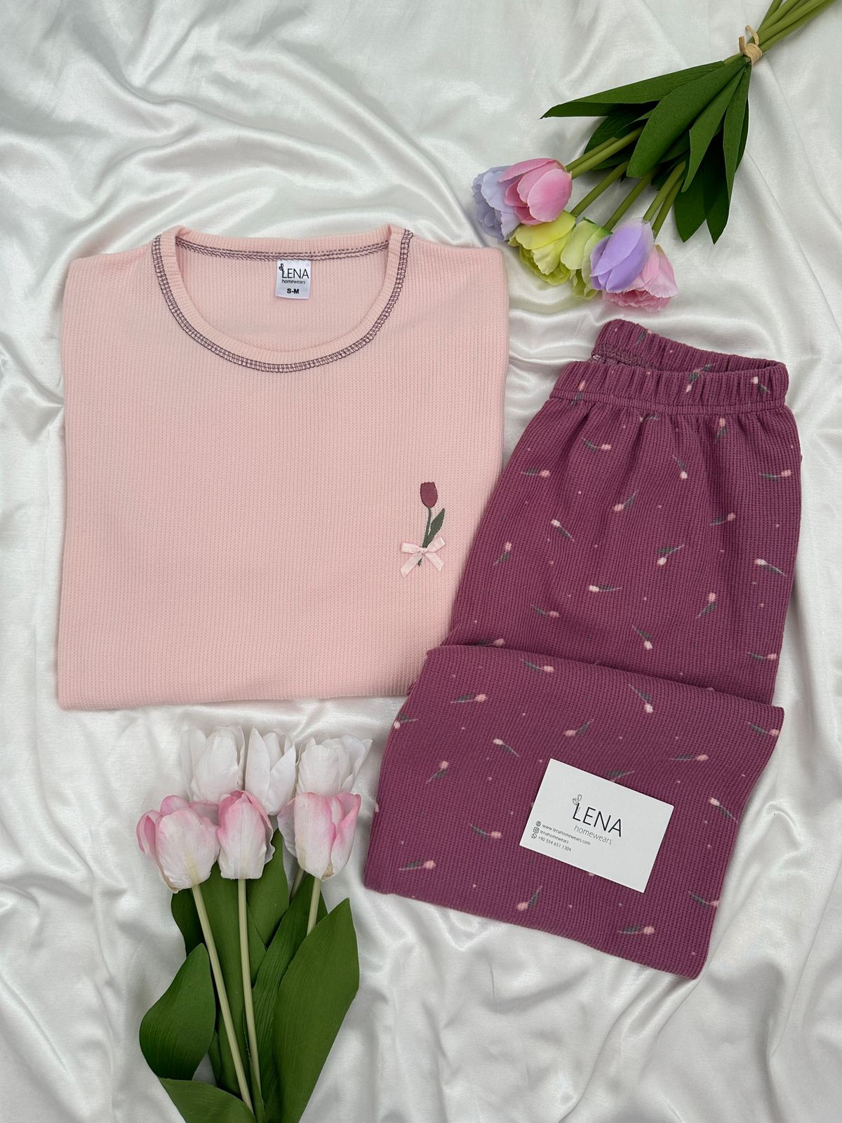Mürdüm Lale Desenli Waffle Pijama Takımı