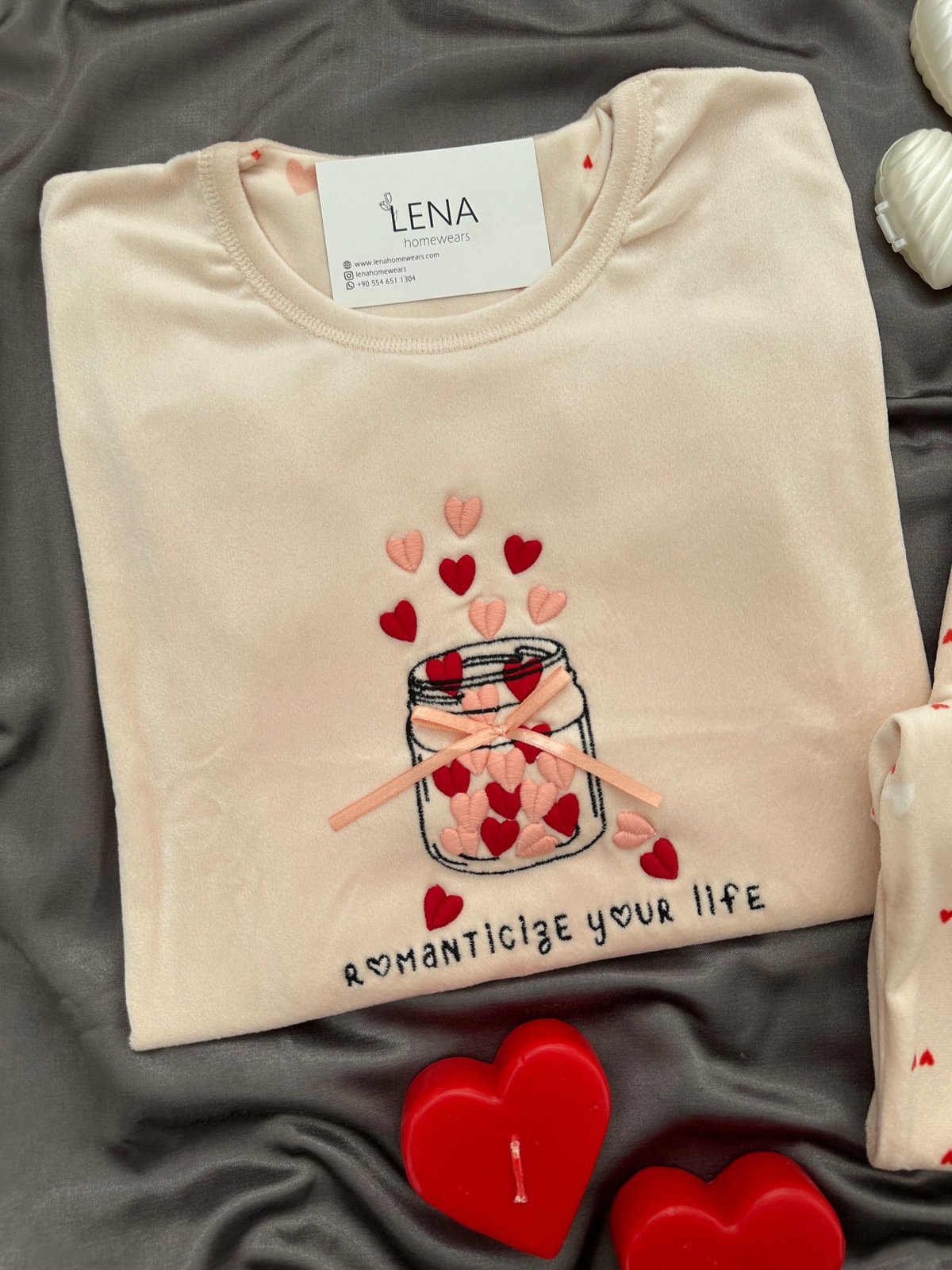 Pudra Kalp Desenli Fransız Kadife Pijama Takımı