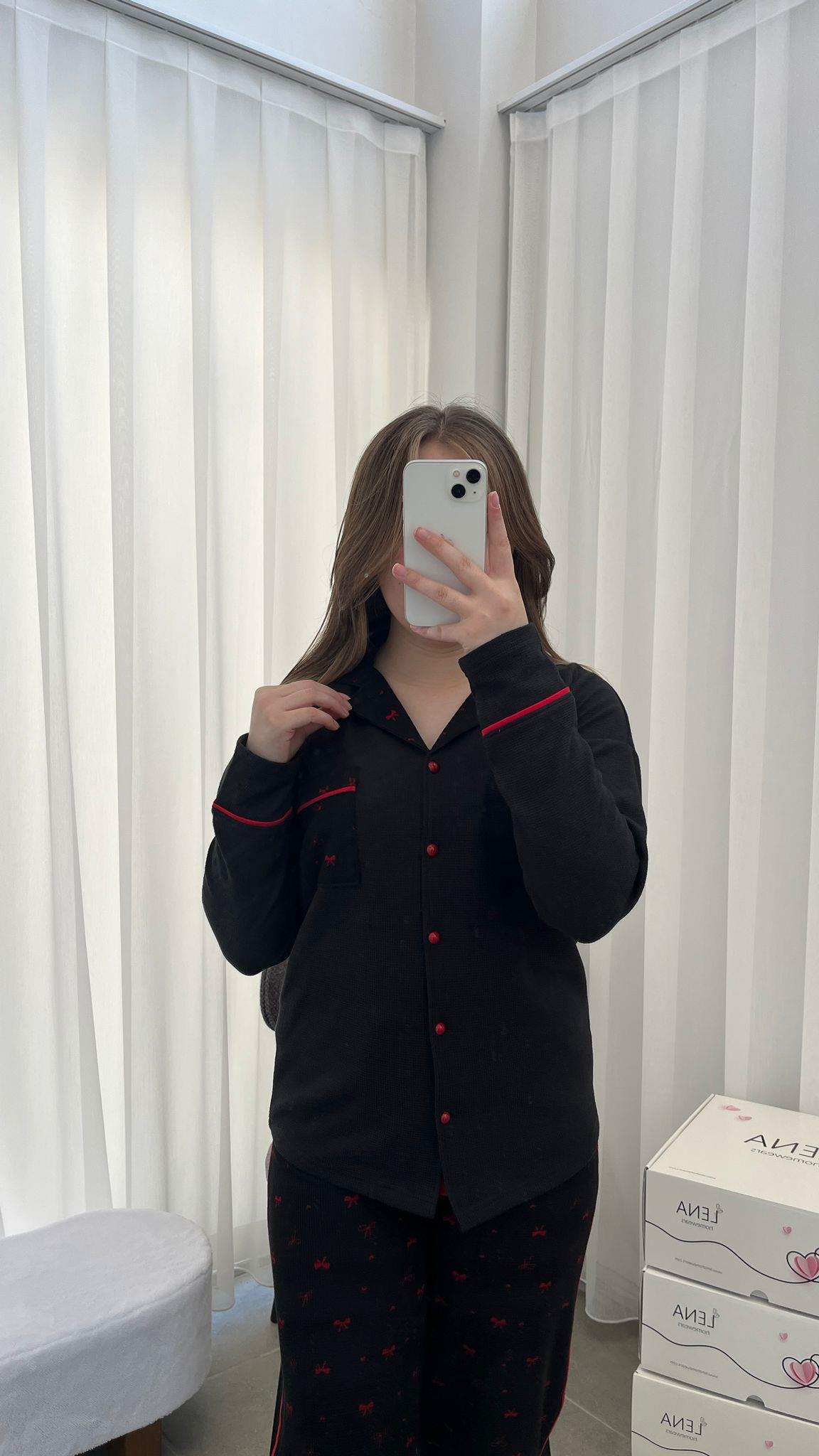 Siyah Fiyonklu Dantel Şeritli Dörtlü Pijama Seti