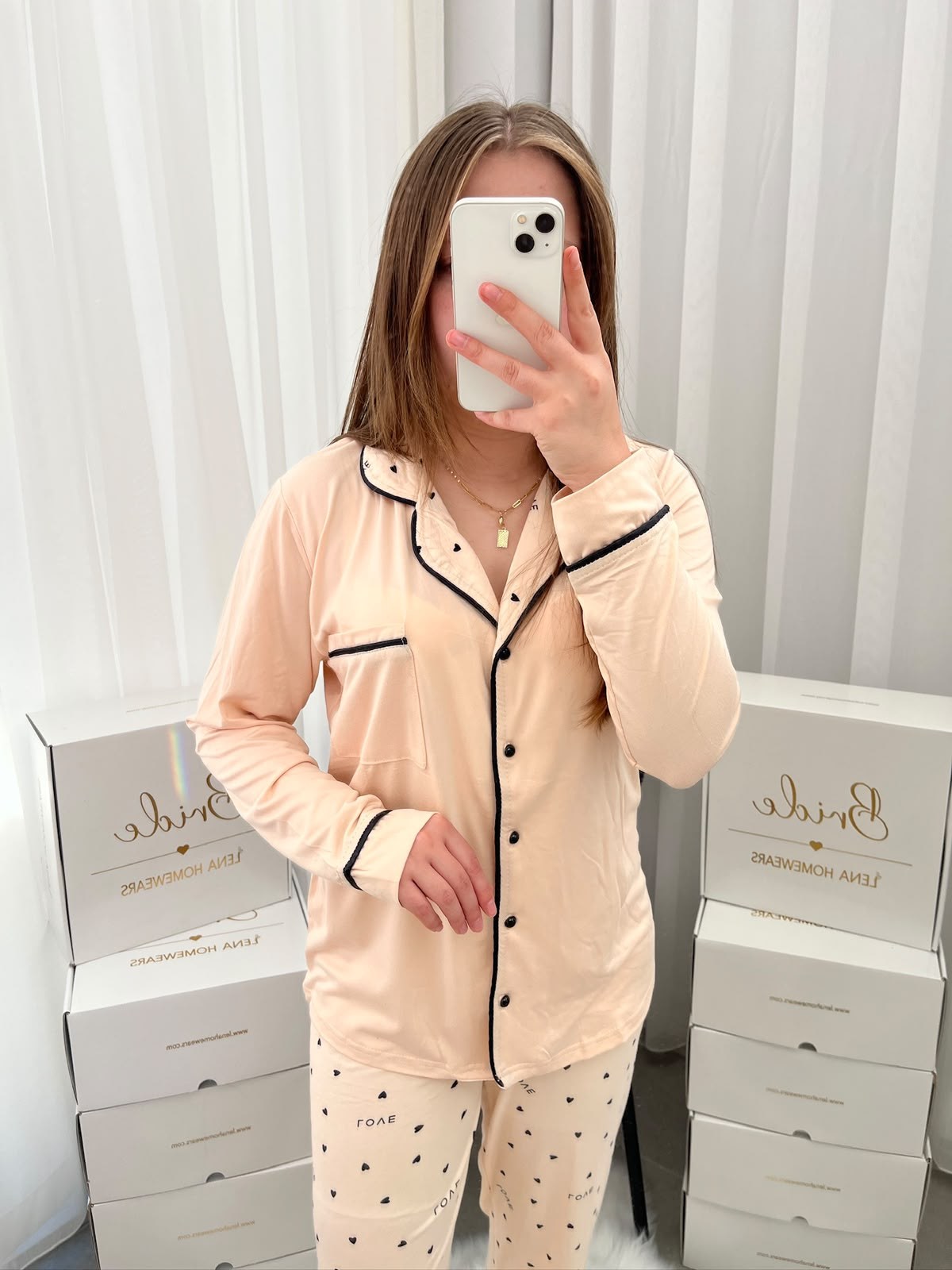 Siyah Kalp ve Love Desenli Somon Milan Uzun Kollu Pijama Takımı