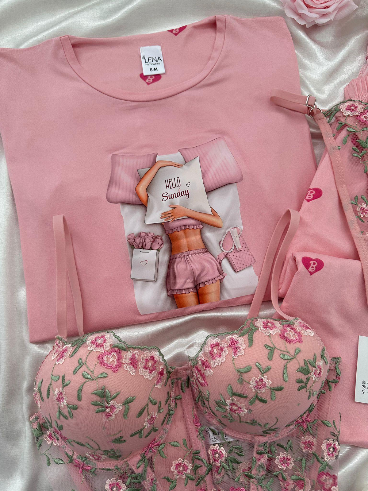 Uyuyan Güzel Dörtlü Pijama Seti 